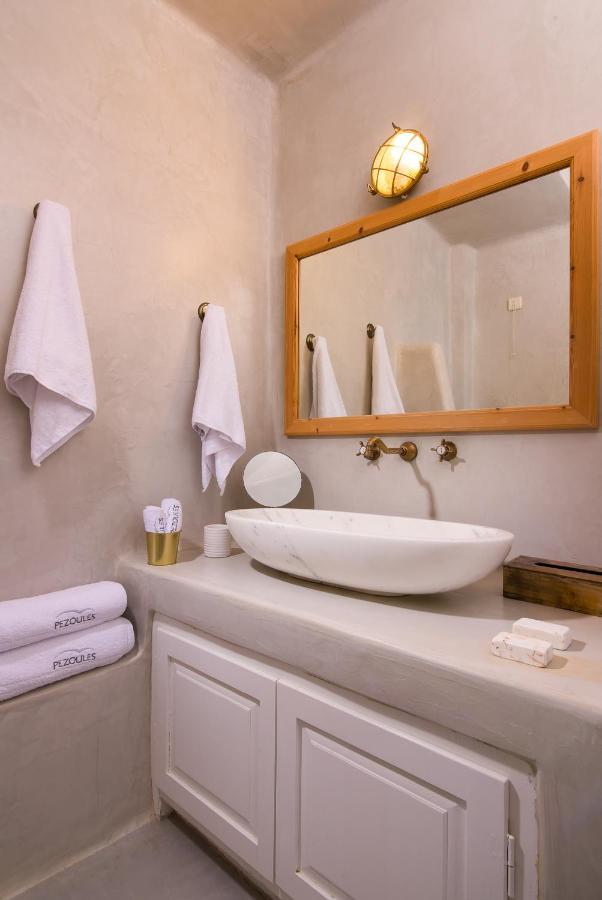Pezoules Of Oia Hotel Kültér fotó